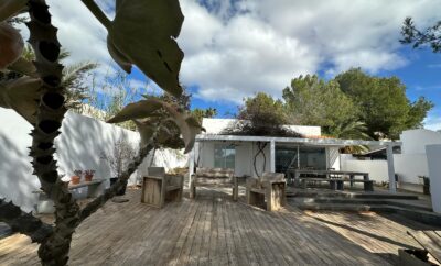 VILLA CON 2 ANNEX PLAYA DE MITJORN V183