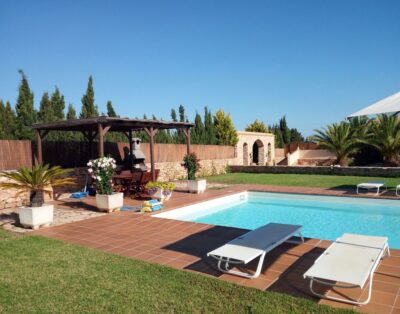 PROPERTY WITH TWO VILLAS – FORMENTERA