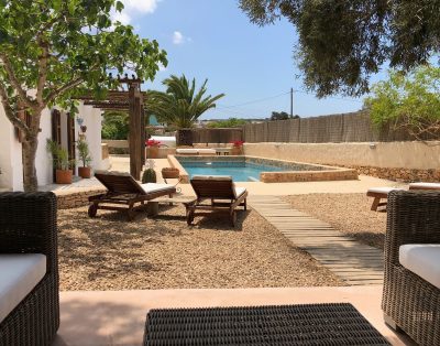 MERAVIGLIOSA FINCA VICINO ALLA PLAYA DI ILLETAS – F118