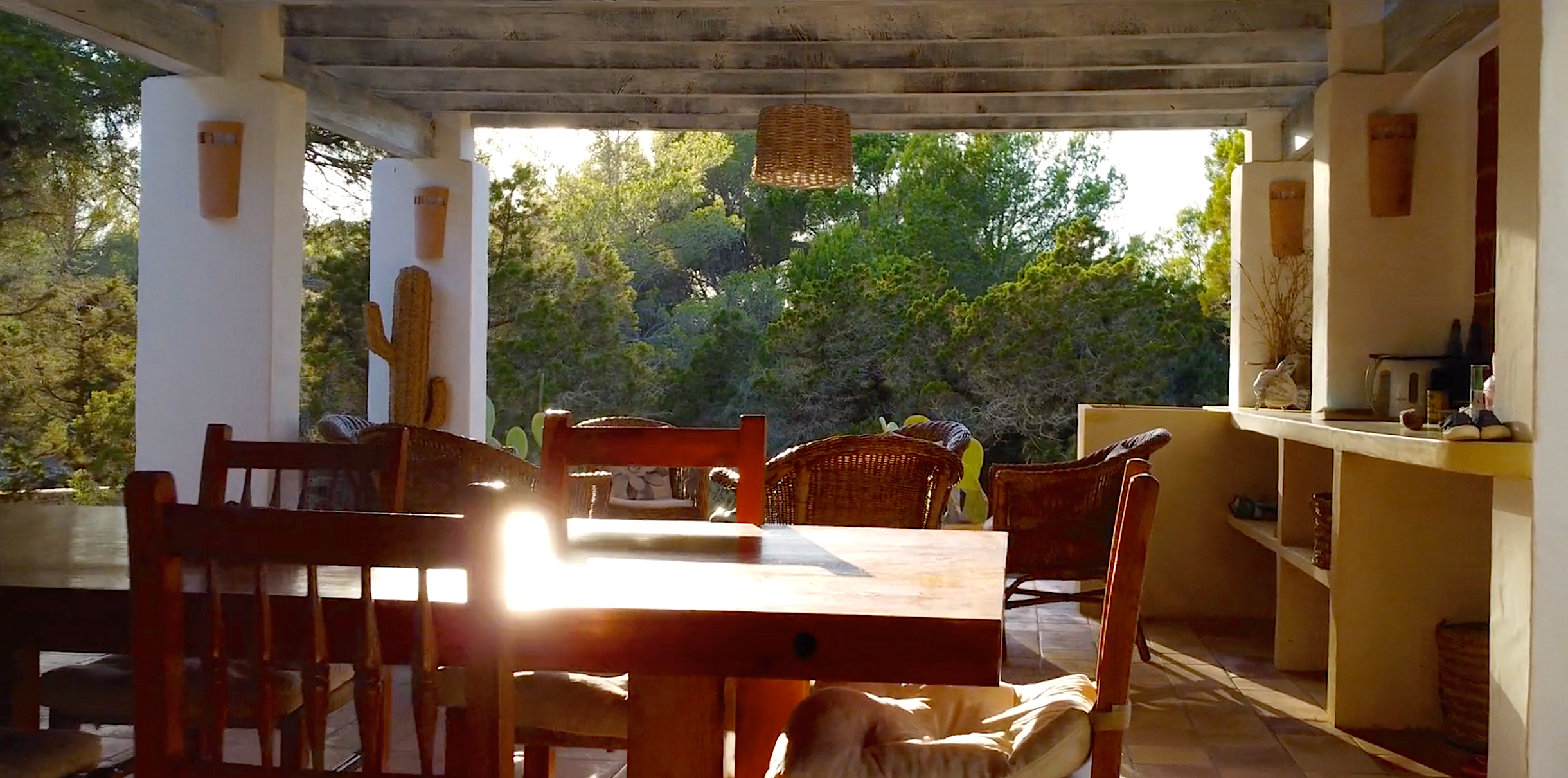 CASA MANU – VILLA EN PRIMERA LINEA EN CALA SAONA FORMENTERA V207