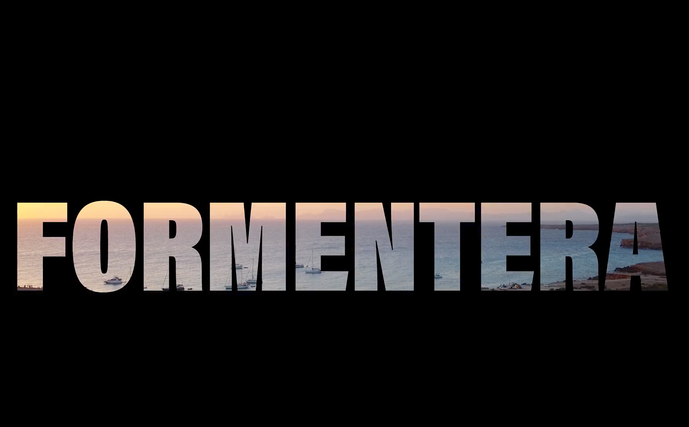 CASA MANU – VILLA EN PRIMERA LINEA EN CALA SAONA FORMENTERA V207