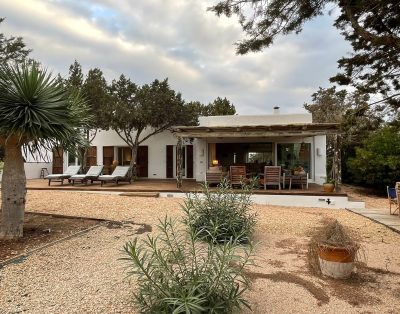 VILLA CON 3 LICENCIAS TURISTICAS – MITJORN FORMENTERA V02