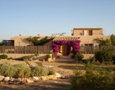 PROPIEDAD RUSTICA Y AUTENTICA FORMENTERA V217