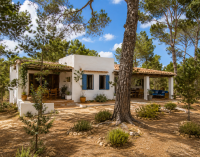 VILLA DI 4 CAMERE IN VENDITA CALA SAONA – FORMENTERA V203